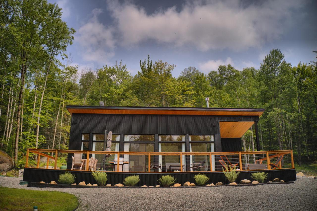 Kallm-Mont-Tremblant Chalet With Hot Tub, Pond & Beach On Private 7Acre Estate Лак-Супер'є Екстер'єр фото